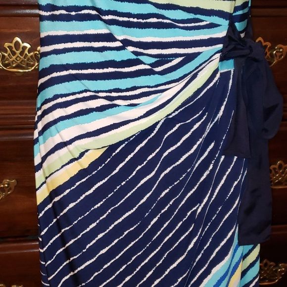 🖤 BOGO Just Taylor Striped Dress - Picture 3 of 8